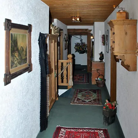 بيت ضيافة Deifel دايزندورف