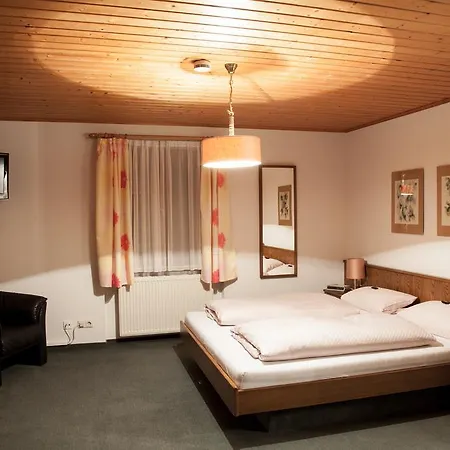 بيت ضيافة Deifel دايزندورف