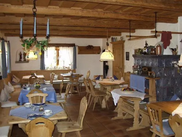 بيت ضيافة Deifel دايزندورف